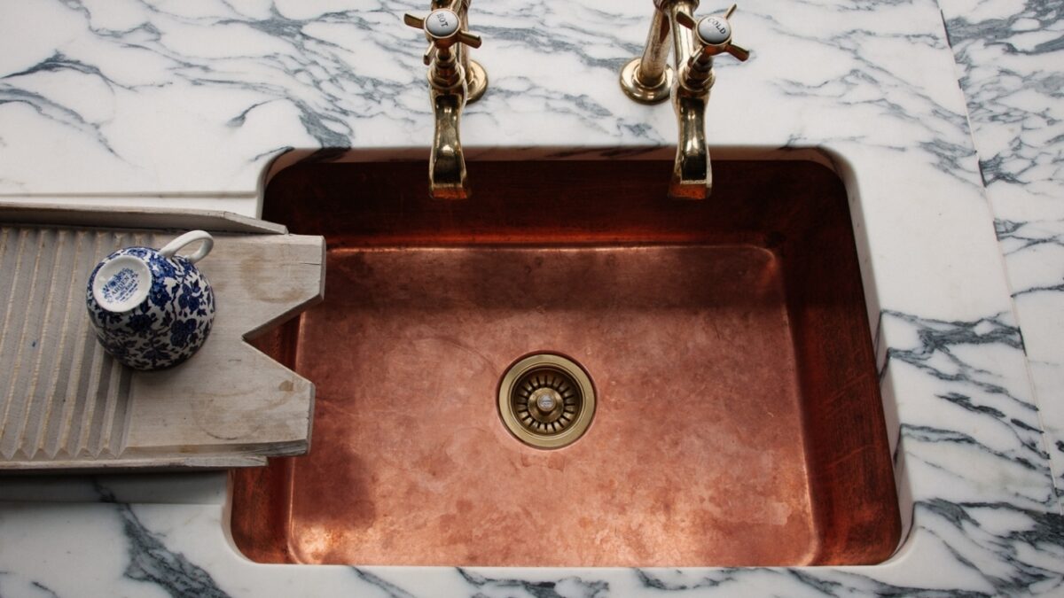 smooth copper kitchen sink